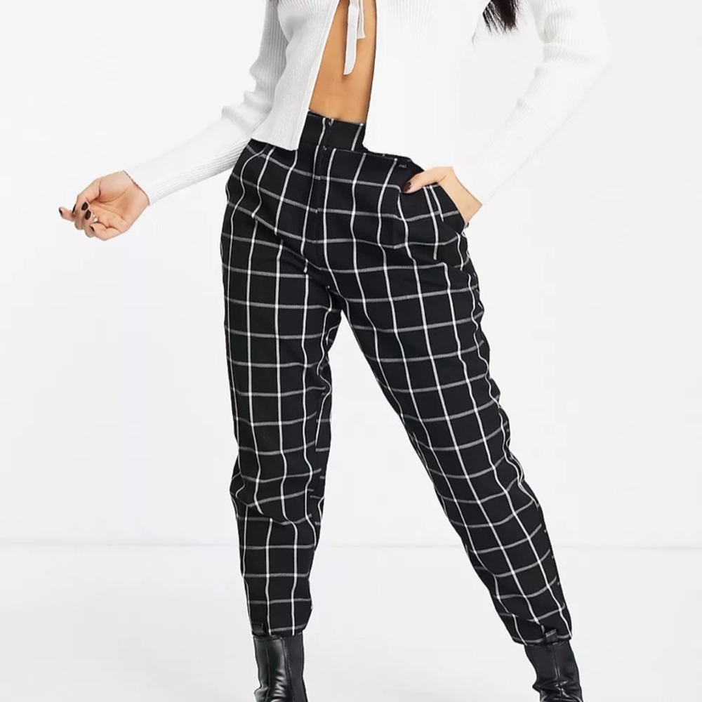 NWT ASOS Petite Checkered Taper Ankle Trousers